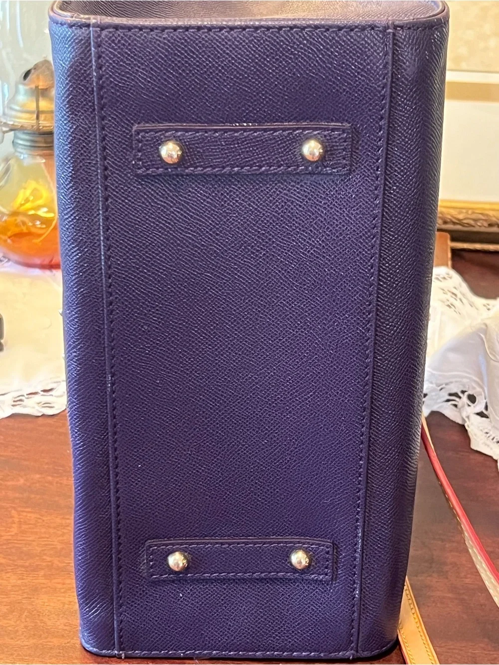 Dooney & Bourke structured dooney